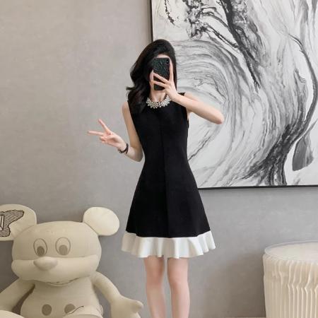 BY17030# 法式小香风撞色无袖连衣裙女夏季新款设计感收腰显瘦小黑裙女  服裝批發女裝批發服飾貨源