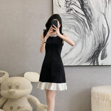 BY17030# 法式小香风撞色无袖连衣裙女夏季新款设计感收腰显瘦小黑裙女  服裝批發女裝批發服飾貨源