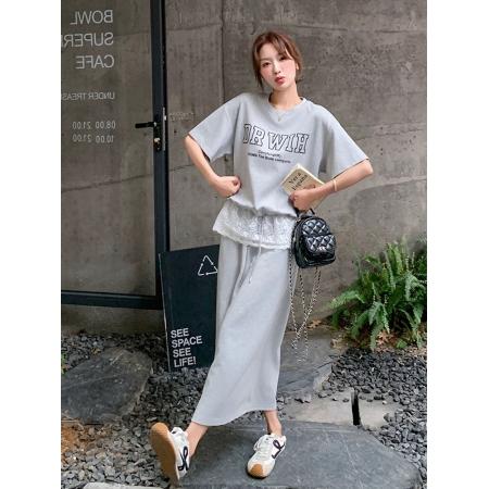 BY17043# 灰色蕾丝拼接字母短袖t恤套装裙女夏季新款休闲半身裙两件套  服裝批發女裝批發服飾貨源