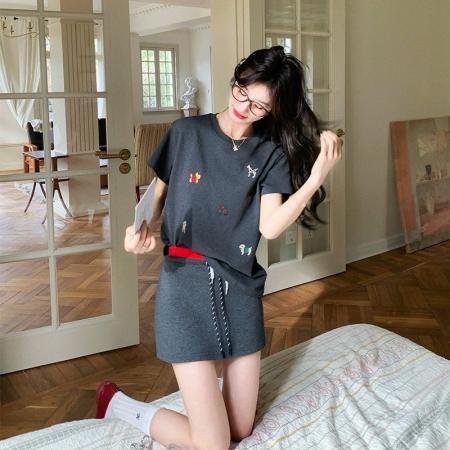 BY17069# 韩系时尚套装女夏新款减龄卡通刺绣短袖休闲短裙两件套  服裝批發女裝批發服飾貨源