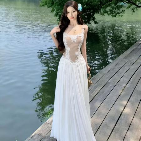 法式温柔网纱拼接吊带连衣裙独特美气质收腰大摆度假沙滩裙夏  服裝批發女裝批發服飾貨源