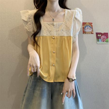 新款法式温柔风蕾丝花边小飞袖方领衬衫女减龄百搭上衣  服裝批發女裝批發服飾貨源