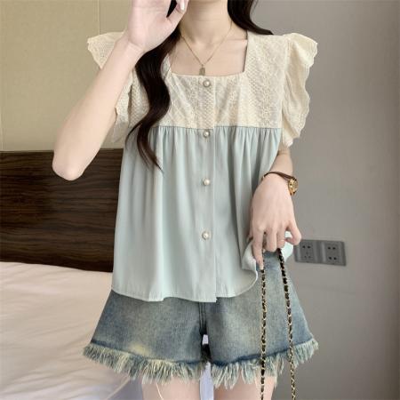 新款法式温柔风蕾丝花边小飞袖方领衬衫女减龄百搭上衣  服裝批發女裝批發服飾貨源