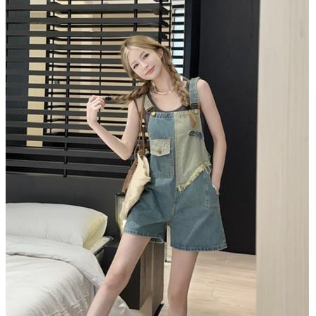工装牛仔背带短裤女夏季薄款新款设计感减龄宽松显瘦美式复古  服裝批發女裝批發服飾貨源