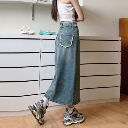 小众设计开叉牛仔半身裙女ins潮毛边a字直筒高腰不规则包臀中长裙  服裝批發女裝批發服飾貨源