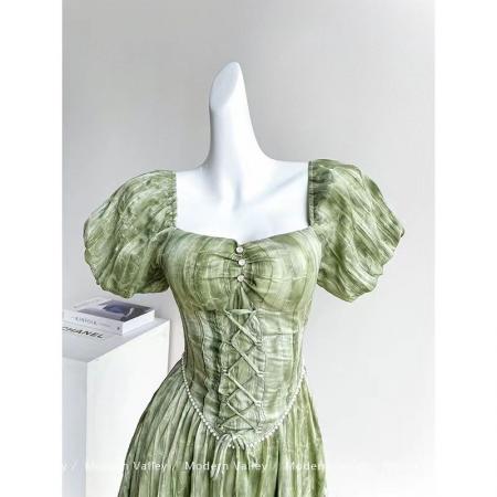 法式复古方领泡泡袖连衣裙女夏气质高级感初恋在逃公主连衣裙  服裝批發女裝批發服飾貨源