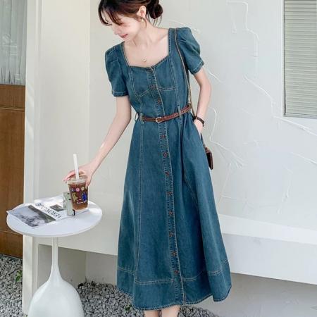 BY17181# 港风复古牛仔连衣裙女夏季新款薄款气质方领别致收腰显瘦长裙