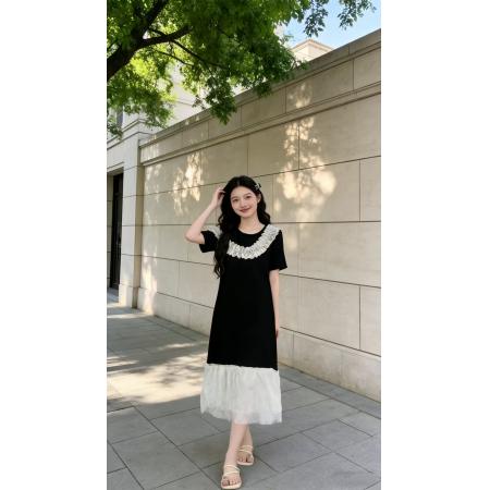 BY17195# 法式露肩荷叶领蕾丝拼接大码连衣裙小众流行显瘦黑色长裙