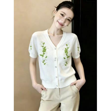 BY17205# 法式短款v领绣花针织开衫夏洋气甜美减龄收腰修身短袖t恤上衣