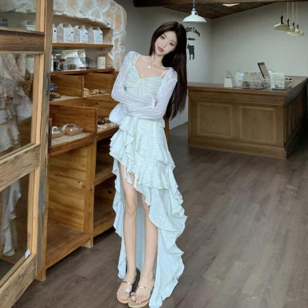 BY17216# 茶歇法式吊带大码连衣裙纯欲荷叶边碎花裙海边度假风仙女裙