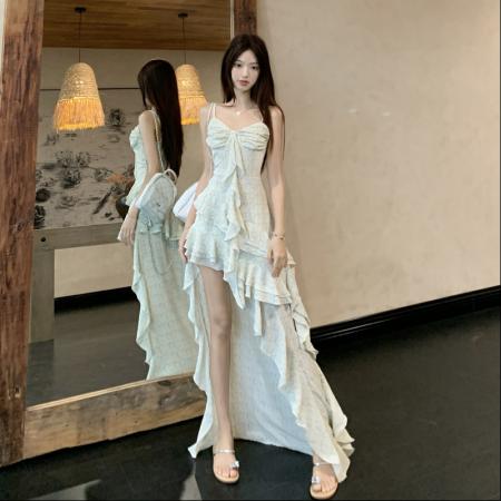 BY17216# 茶歇法式吊带大码连衣裙纯欲荷叶边碎花裙海边度假风仙女裙