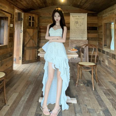 BY17216# 茶歇法式吊带大码连衣裙纯欲荷叶边碎花裙海边度假风仙女裙