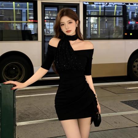 BY17224# 性感露肩针织...