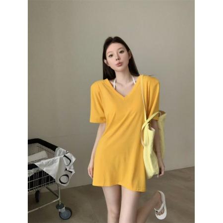 BY17248# V领短袖T恤女宽松慵懒小心机后背扭结露背上衣带垫肩