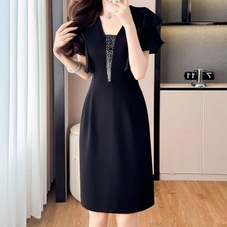BY17292# 赫本风烫钻气质修身显瘦黑色短袖连衣裙大码女装胖mm阔太太夏新款