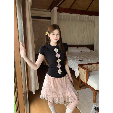 BY17338# 黑色正肩菱格冰丝针织短袖T恤波点不规则荷叶边半身裙两件套