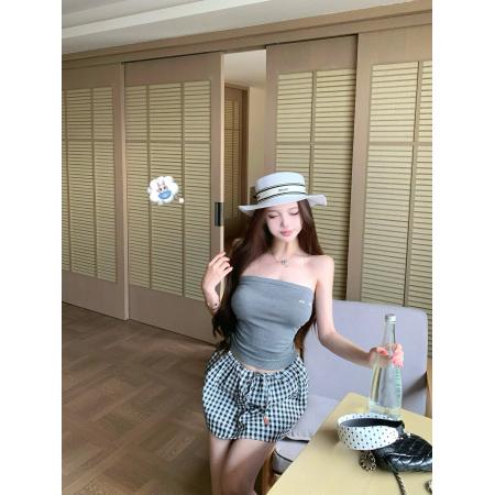 BY17349# 纯欲感复古针织抹胸+格纹花苞半裙套组