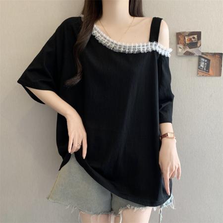 BY17386# 设计感露肩蕾丝拼接上衣大码胖MM夏季简约风宽松显瘦短袖T恤女