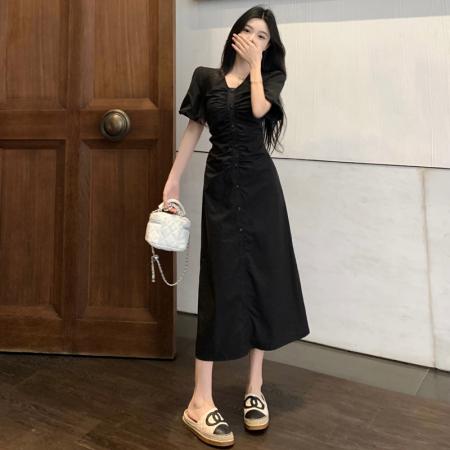 BY17393# 大码高级感轻熟风气质v领褶皱连衣裙女赫本风收腰显瘦长短款