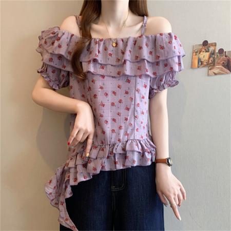 ～夏季新款一字领短袖设计感法式甜美荷叶边露肩吊带衫 服裝批發女裝批發服飾貨源