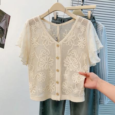 气质名媛风白色蕾丝绣花短袖女夏V领单排扣镂空雪纺开衫外搭 服裝批發女裝批發服飾貨源
