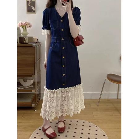 法式蕾丝拼接V领牛仔连衣裙大码...