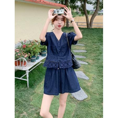 高级小众不撞款v领牛仔套装女夏薄款超火休闲短袖短裤两件套 服裝批發女裝批發服飾貨源