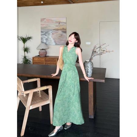 BY17558# 法式度假风V领设计感系带收腰无袖背心连衣裙 服裝批發女裝批發服飾貨源