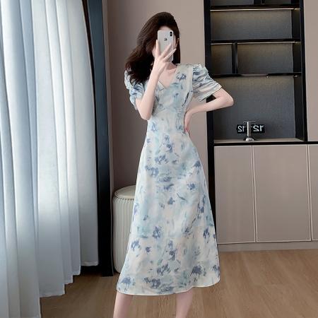 BY17571# 梅子熟了月下白提花泡泡袖a字连衣裙夏季新款V领花色长裙 服裝批發女裝批發服飾貨源