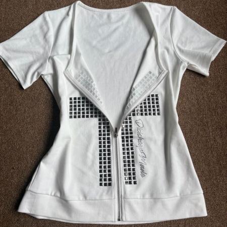 BY17587# 轻亚风铆钉十字架短袖t恤女夏季新款设计感辣妹修身显瘦拉链上衣 服裝批發女裝批發服飾貨源