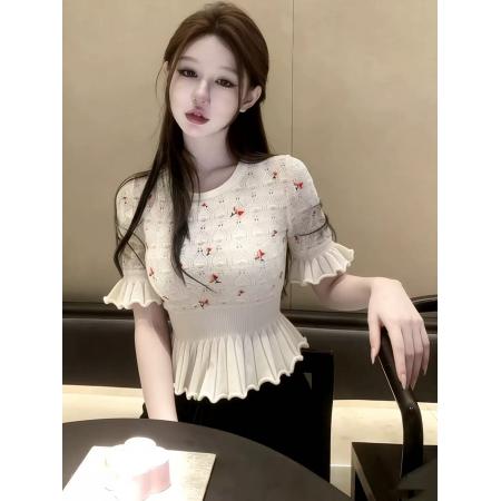 韩系高级感刺绣圆领短袖针织衫女夏季新款洋气收腰紧身套头上衣潮 服裝批發女裝批發服飾貨源