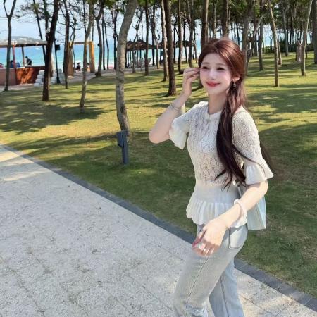 孔雀翎镂空提花短袖T恤女夏季荷叶边收腰修身针织上衣 服裝批發女裝批發服飾貨源