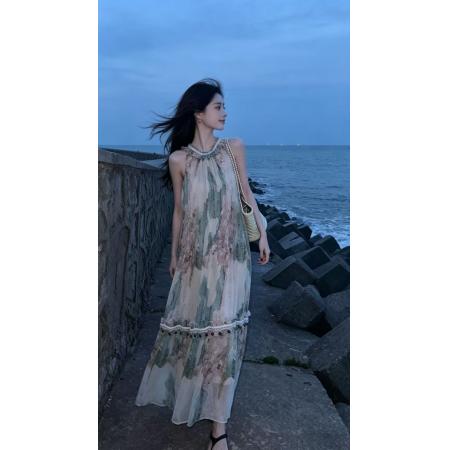 影绿复古印花连衣裙女夏季打揽设计无袖挂脖长裙 服裝批發女裝批發服飾貨源