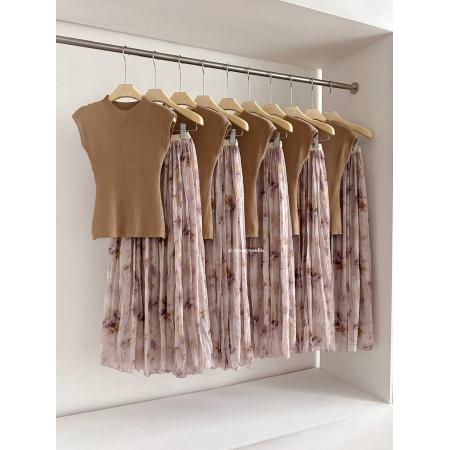 花园侧影压褶碎花半身裙女夏设计感百褶裙 服裝批發女裝批發服飾貨源