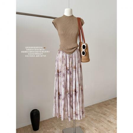 花园侧影压褶碎花半身裙女夏设计感百褶裙 服裝批發女裝批發服飾貨源