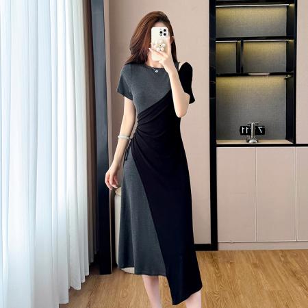 BY17728# 圆领挖肩撞色拼接不规则黑色连衣裙女夏季收腰显瘦气质拼接长裙 服裝批發女裝批發服飾貨源