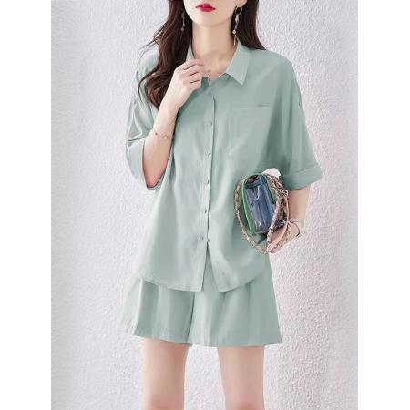 新款气质短袖衬衫女宽松设计感高腰阔腿短裤时尚套装 服裝批發女裝批發服飾貨源