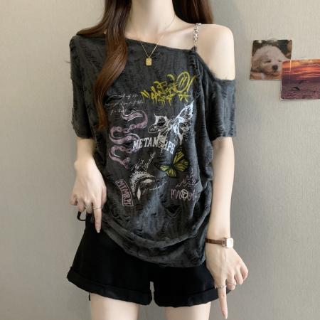 大码女装迷雾蝶影辣妹磨破轻亚蝴蝶刺绣破坏感抽褶上衣 服裝批發女裝批發服飾貨源