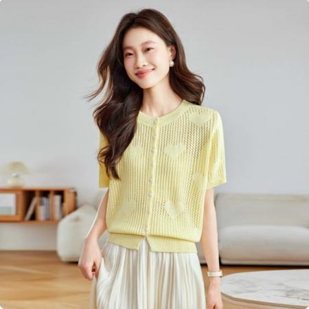 夏季新款镂空薄款设计感冰丝针织短袖T恤女上衣洋气时尚小衫 服裝批發女裝批發服飾貨源