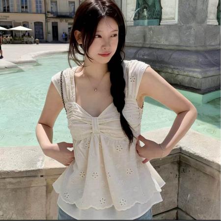 法式镂空刺绣吊带背心女新款温柔风V领收腰显瘦无袖上衣 服裝批發女裝批發服飾貨源