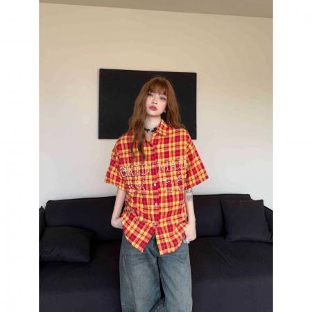 美式复古钉珠格子短袖衬衫男女夏宽松情侣设计感珍珠五分袖衬衣 服裝批發女裝批發服飾貨源