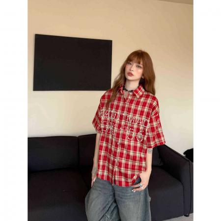 美式复古钉珠格子短袖衬衫男女夏宽松情侣设计感珍珠五分袖衬衣 服裝批發女裝批發服飾貨源