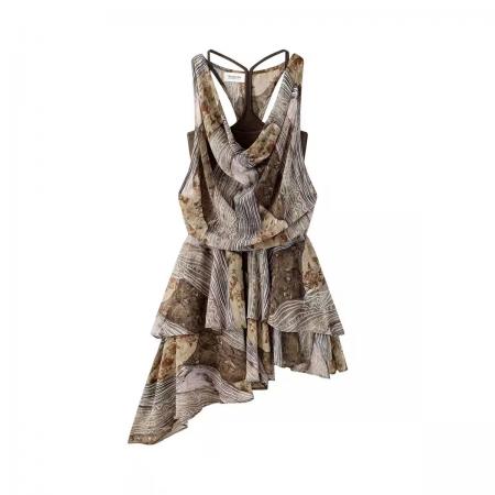 小众设计感挂脖荡领收腰修身连衣裙女飘逸不规则裙摆度假风短裙 服裝批發女裝批發服飾貨源