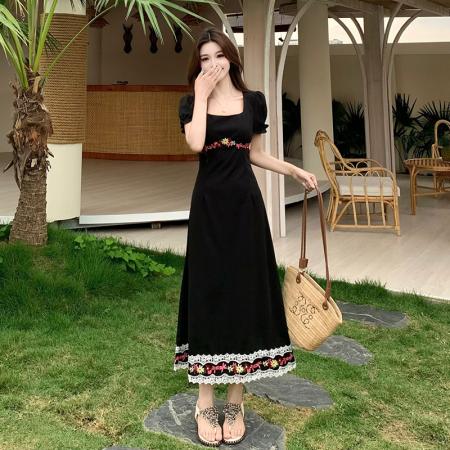 大码法式黑色方领连衣裙子夏新款蕾丝边气质显瘦长裙 服裝批發女裝批發服飾貨源