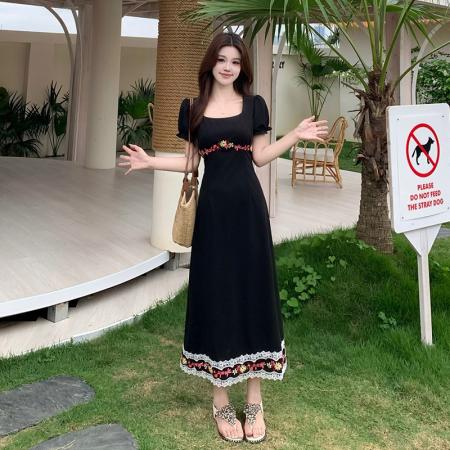 大码法式黑色方领连衣裙子夏新款蕾丝边气质显瘦长裙 服裝批發女裝批發服飾貨源