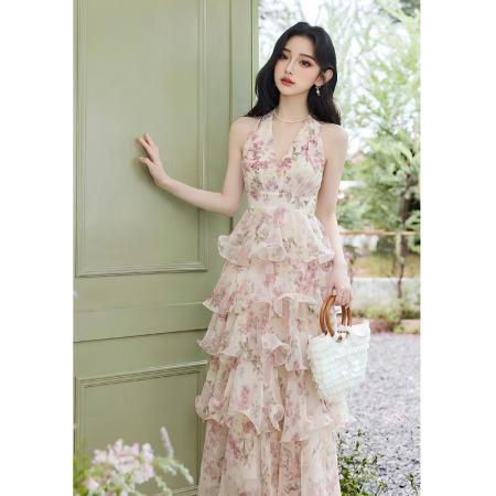 法式度假连衣裙女纯欲性感露背挂脖雪纺印花蛋糕长裙生日礼服 服裝批發女裝批發服飾貨源