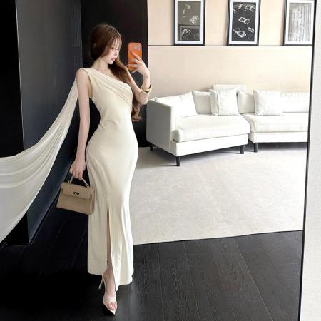 法式御姐风气质性感斜肩连衣裙女...