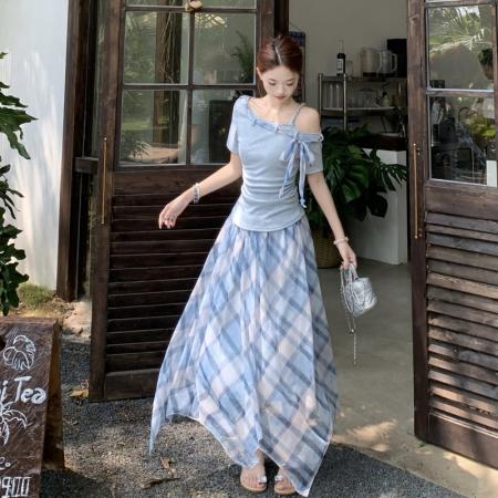 新款温柔风荡领短袖T恤格纹半身裙女高级感气质大码套装 服裝批發女裝批發服飾貨源