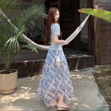 新款温柔风荡领短袖T恤格纹半身裙女高级感气质大码套装 服裝批發女裝批發服飾貨源