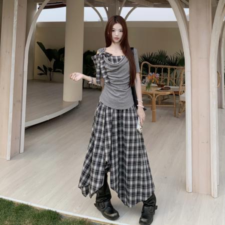 设计感辣妹露肩T恤格纹裙两件套夏季新款大码胖妹妹套装 服裝批發女裝批發服飾貨源